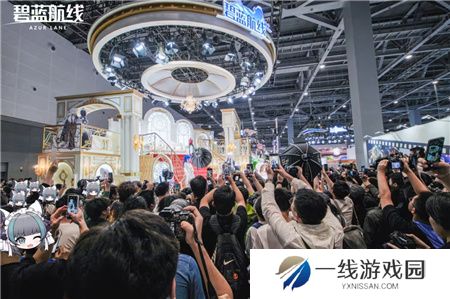 《碧蓝航线》闪耀2024 COMICUP30 国庆黄金周线下漫展狂欢**结束